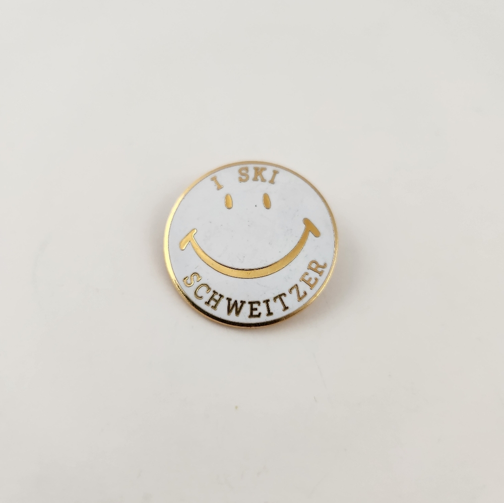 Vintage Schweitzer Mountain ski resort enamel lapel pin